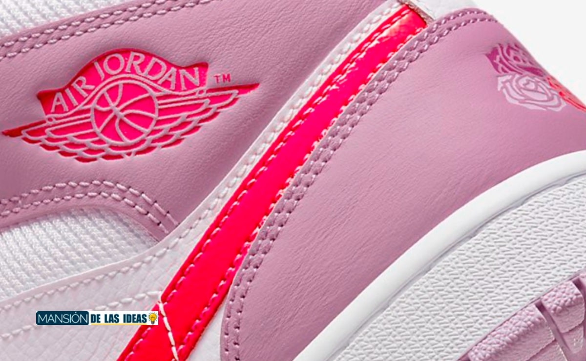 Share the Love With the Air Jordan 1 High Zoom CMFT 2 "Valentine's Day"|Air Jordan 1 High Zoom CMFT 2 Valentine's Day