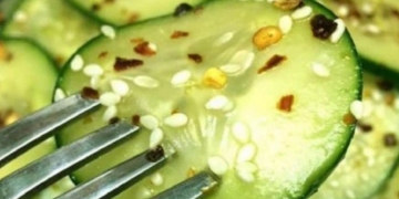 5 reasons why you should eat cucumber at night