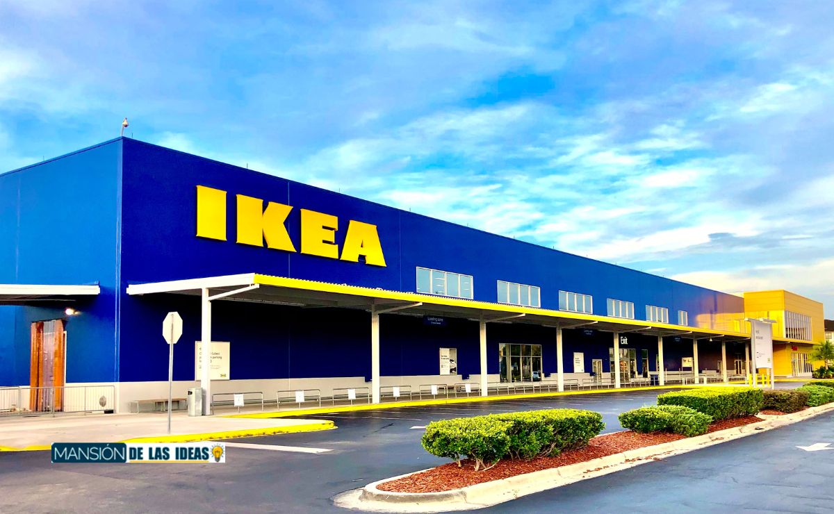 This IKEA midcentury furniture is a timeless design you'll love