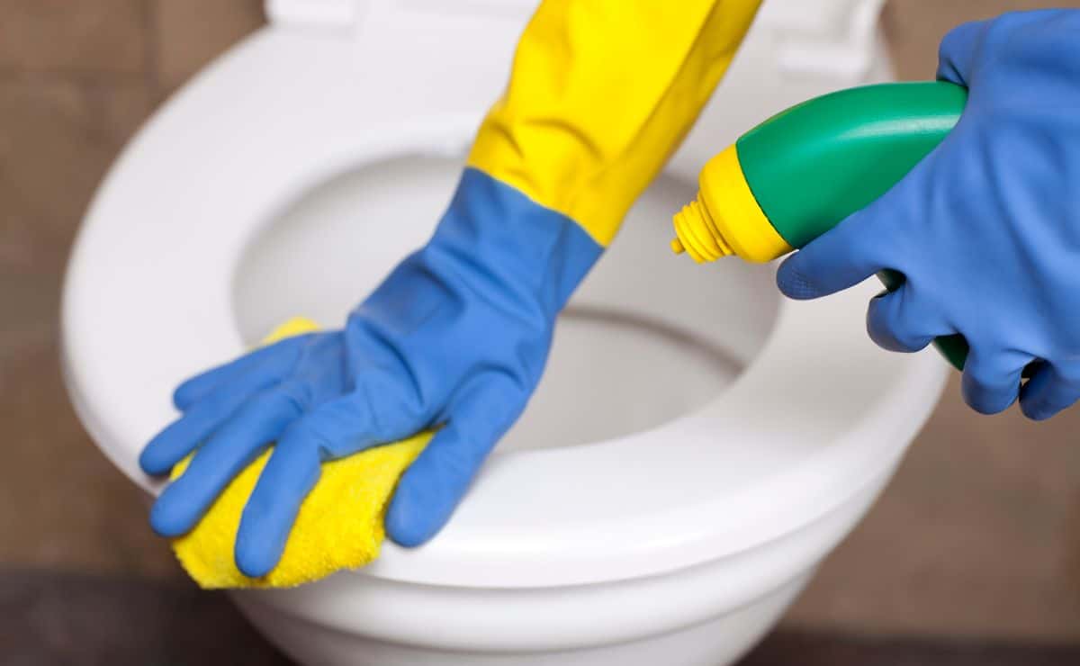 Toilet Cleaning has Never Been so simple|Toilet Cleaning TikTok Brilliant Ideas