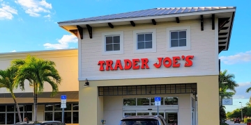 Trader Joe's sugarless snack - diabetes|Trader Joe's Cage Free Fresh Hard-Cooked Peeled Eggs|trader joes sugarless snacks