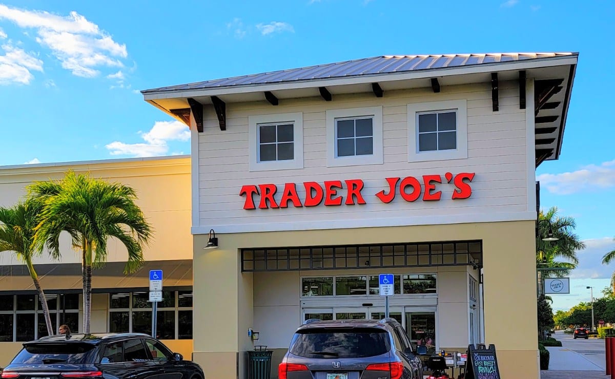 Trader Joe's sugarless snack - diabetes|Trader Joe's Cage Free Fresh Hard-Cooked Peeled Eggs|trader joes sugarless snacks