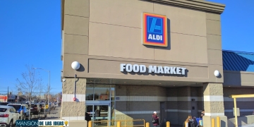 aldi is it cheaper that other retailers|trader joes is cheaper than other supermarket