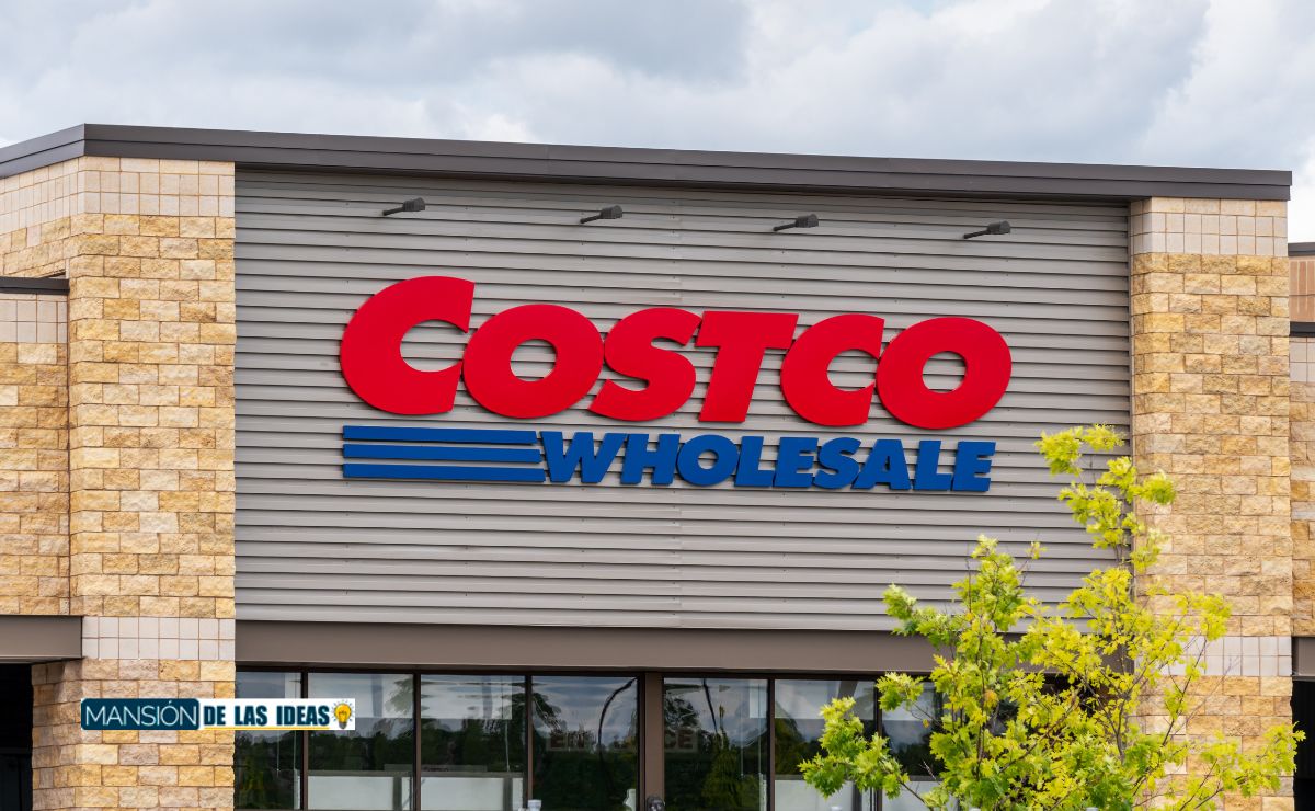 "Would anyone even use this?", Shopper see this at Costco and gets