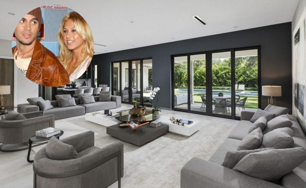 anna kournikova florida home|muelle vistas bahia naturaleza|gymnasium entertainment court rest|apartment famous mansion florida