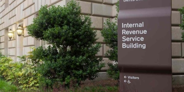 Using these fake tax hacks can result in significant problems with the IRS|Fake tax hacks significant problems with the IRS
