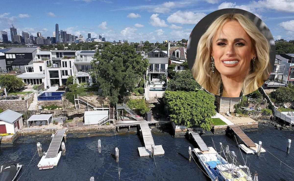 house australia famous actress|parramatta river dock balcony|piso bahia sidney marmol|mansion elevator convenience comfort
