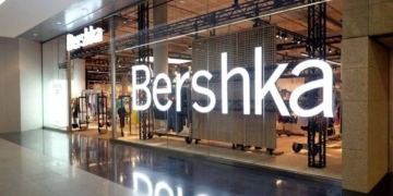 Imitation Converse sneakers for sale at Bershka|Converse clone sneakers discounted in Bershka
