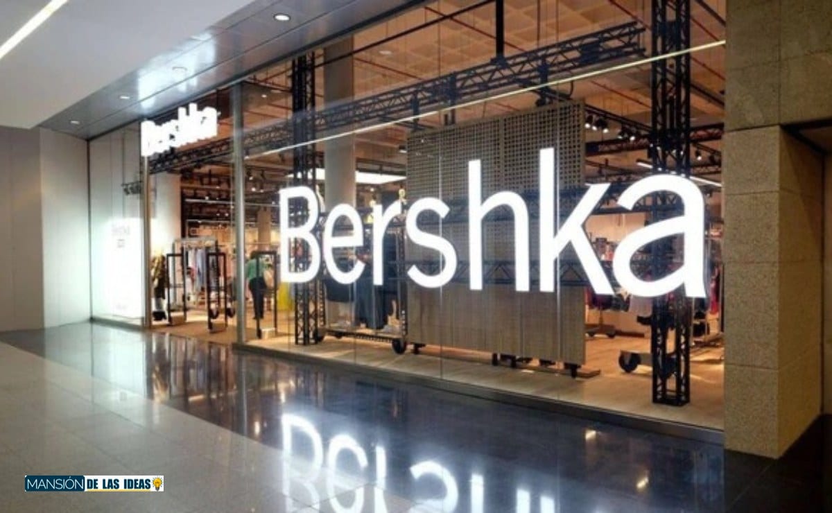 Imitation Converse sneakers for sale at Bershka|Converse clone sneakers discounted in Bershka