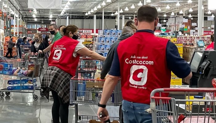 costco close holidays employee rest