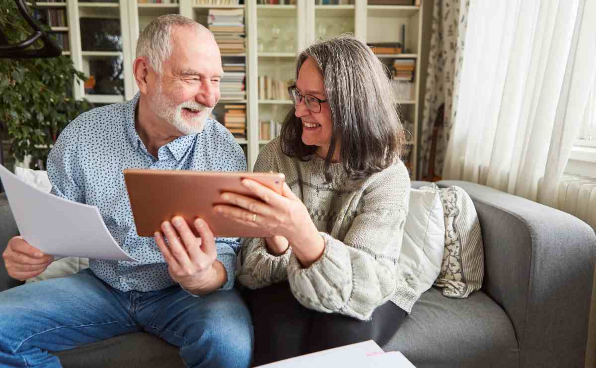 2023 stimulus checks essential financial aid for seniors