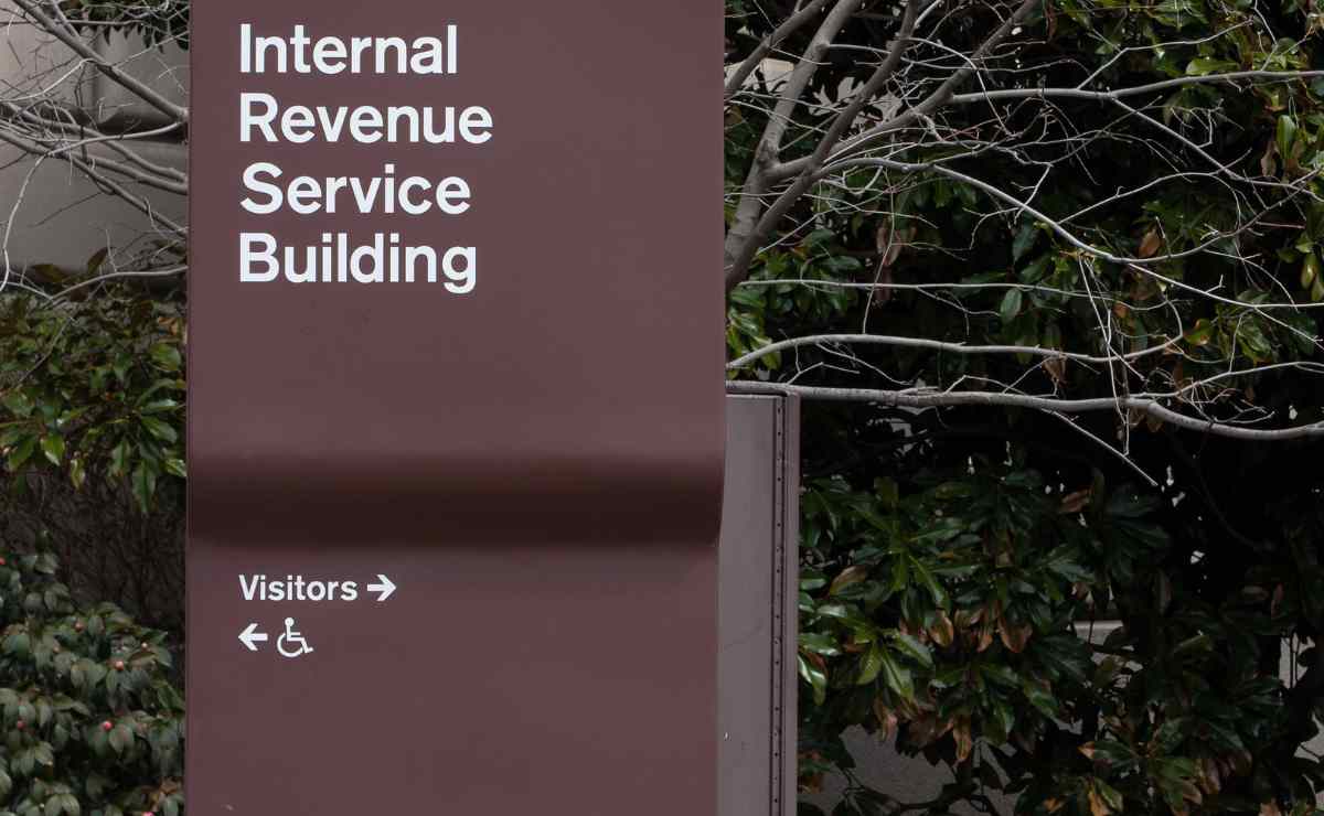 Arizona Alleges Unfair Taxation, Sues IRS Over Refunds