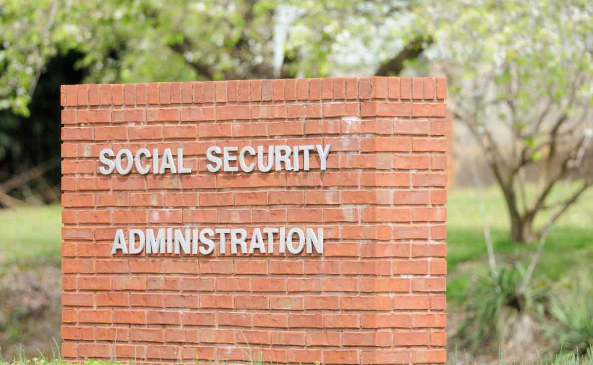 Social Security Update March $943