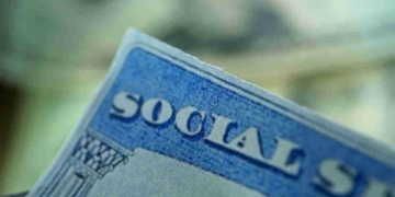 November 2025 SSDI payments $3,822 max and $1,550 average