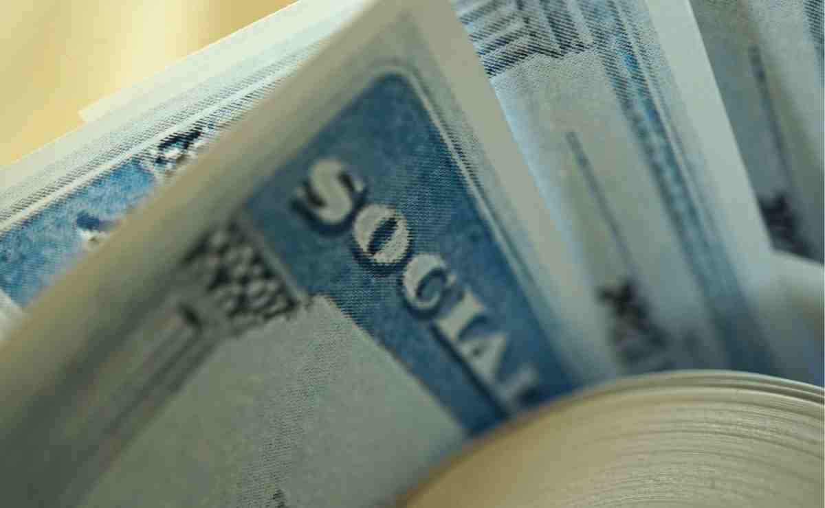 Social Security Sends Its Final November Payment Today Average Check Hits $2,008