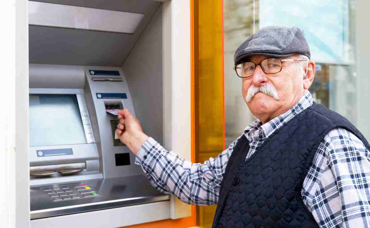 Social Security payments fall short again this month