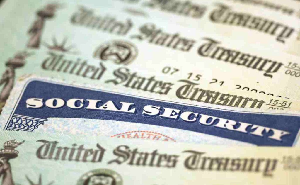 $943 Social Security payment scheduled for December 10