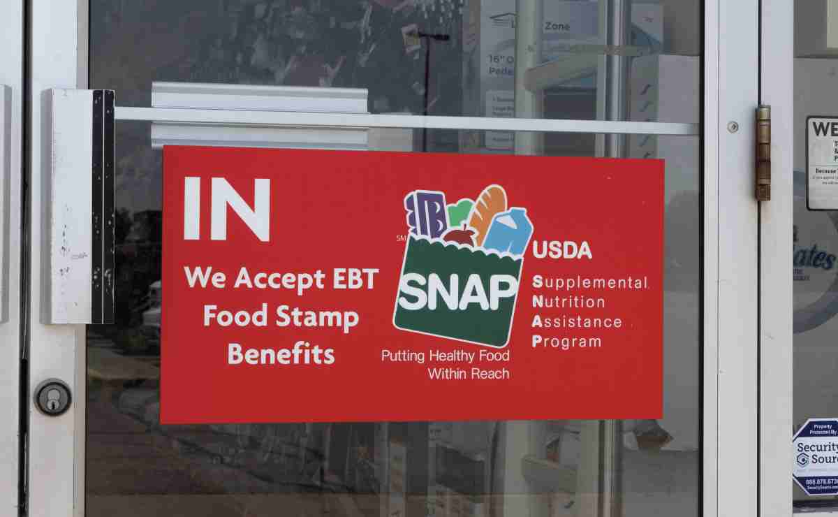 Alabama SNAP Benefits Move to Chip Enabled EBT Cards