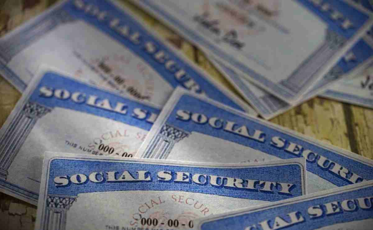 Federal Reserve Rate Cut Impact on Social Security Benefits