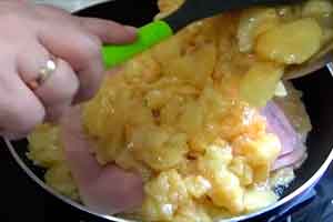 Tortilla de patatas rellena