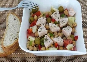 chickpea-salad-and-turkey-breast