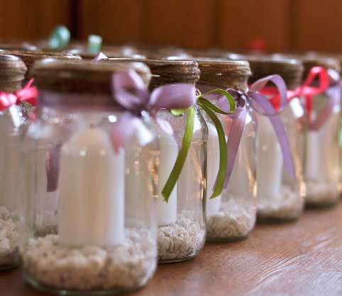 make-candles, -featured-image, -glass-jars-with-candles
