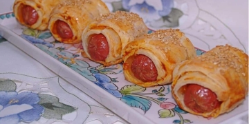 hojaldres salchichas