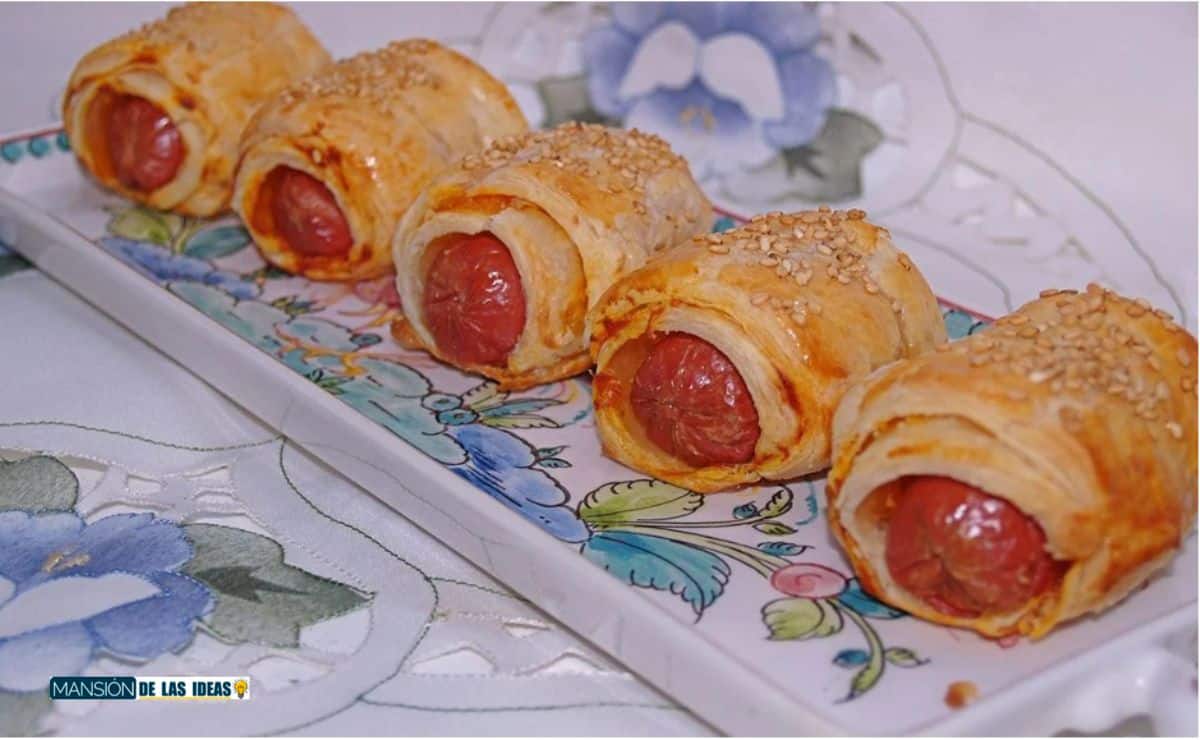 hojaldres salchichas