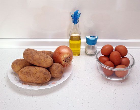 Cómo hacer la auténtica tortilla de patatas. Trucos y consejos