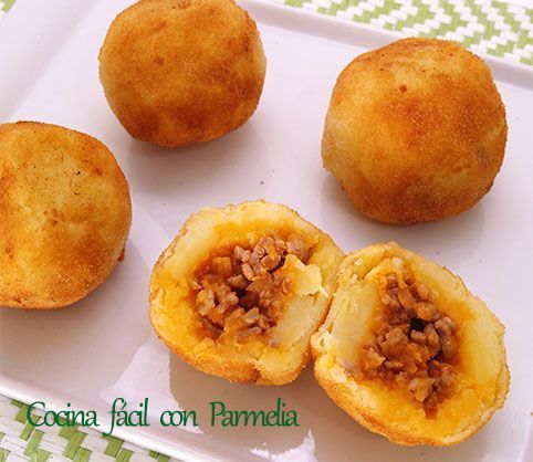 POTATO-PUMPS-STUFFED-WITH-MINCED-MEAT