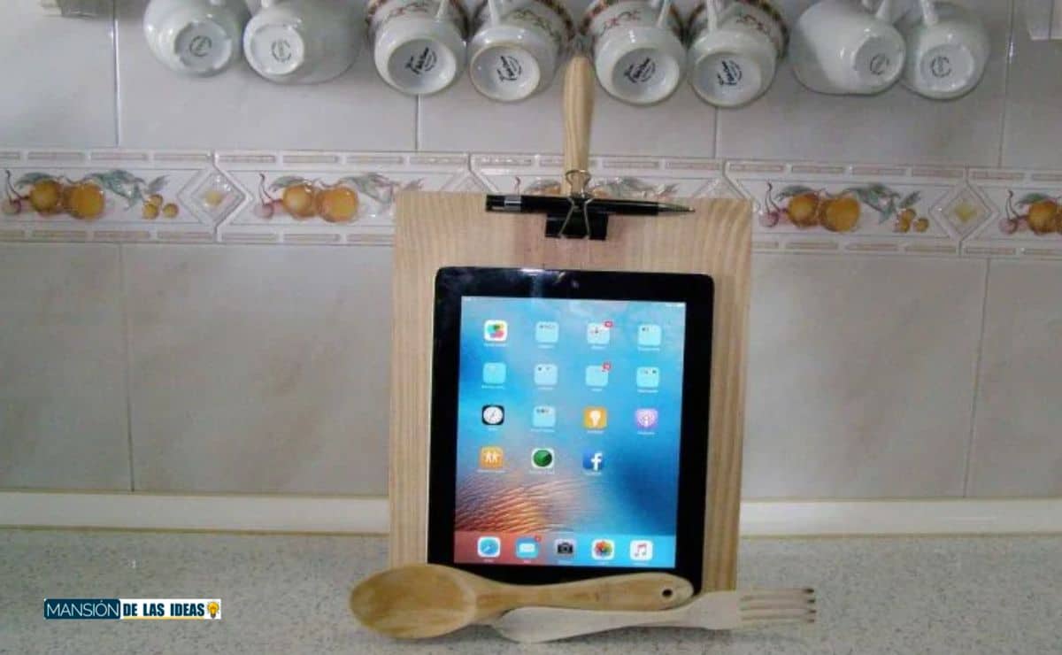 Soporte tablets cocina