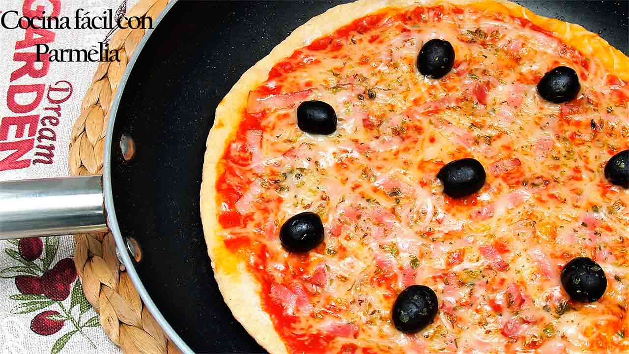 Pizza sin horno a la sartén 
