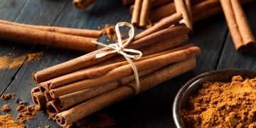 Cinnamon real medicinal properties or myth Let's unveil the mystery. Aphrodisiac, health, diabetes, pain, anti-inflammatory, expectorant, anticoagulant, relaxation, coumarin