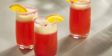 San Francisco cocktail. Know the ingredients and learn how to prepare it. Peach, Refreshing, Healthy, Grenadine, Pineapple, Orange, Vitamin C, Minerals, Summer, Fruit, Alcohol Free