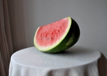 How eating watermelon affects you at night