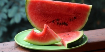 What happens if you eat a lot of watermelon?