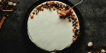 Microwave carrot cake