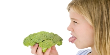 Why Your Kids Hate Broccoli - Tips on Why Kids Hate It