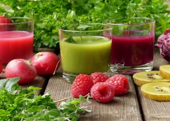 Smoothie verduras bienestar salud bebida comestible pimiento espinaca apio