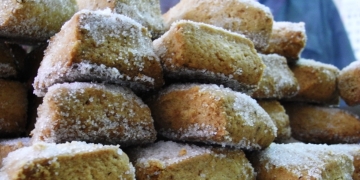 Receta de mantecados de vino, un postre típico