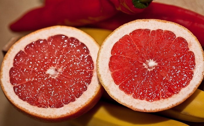 dos rodajas de pomelo