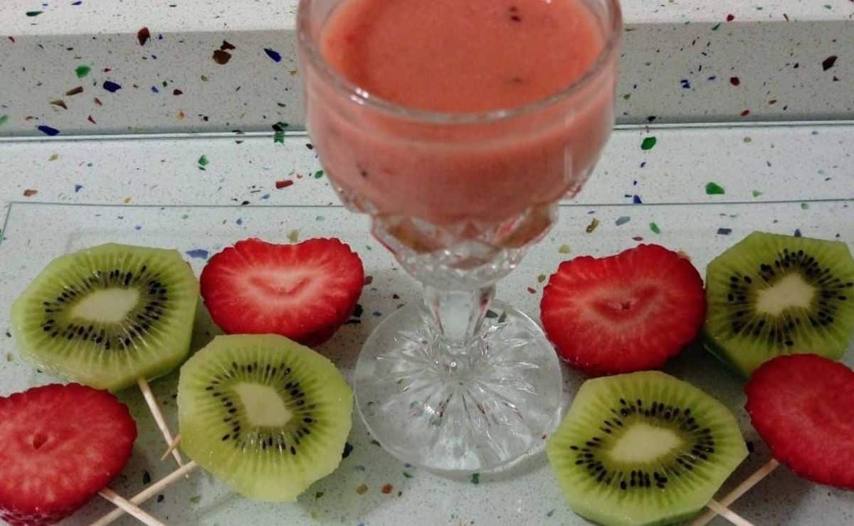Batido de fresa con kiwi