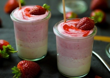 Custard recipe with strawberries and 3 milks base. Can be done in just a few minutes