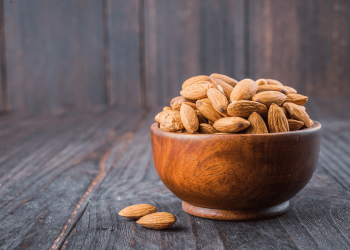 almonds remove wrinkles