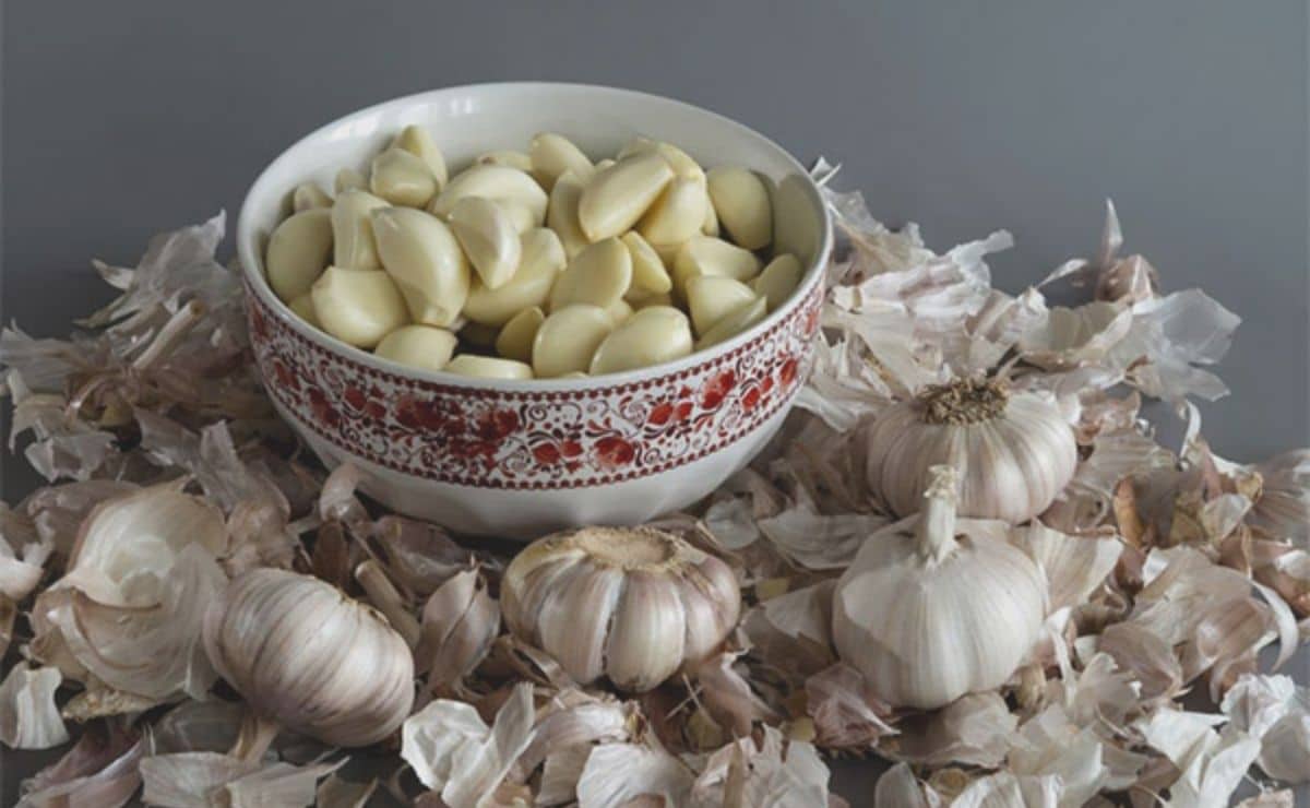 cáscara de ajo