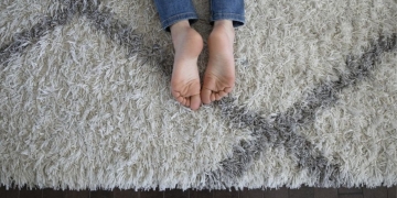 limpiar alfombras en casa trucos