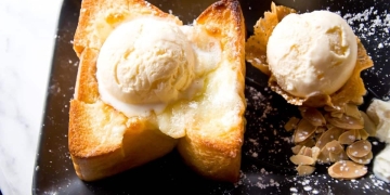Torrijas con helado