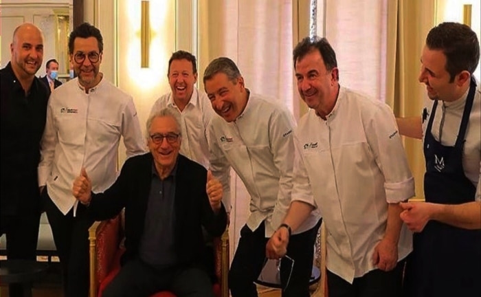 Robert de Niro enjoyed a historic menu prepared by five top chefs