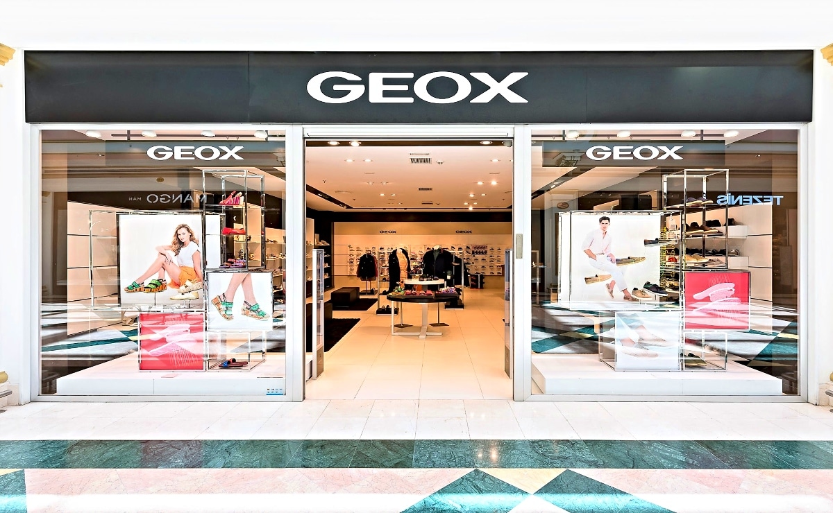 Geox saca estas divertidas zapatillas de Supermario para niños