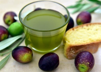 Como preparar aceite de oliva